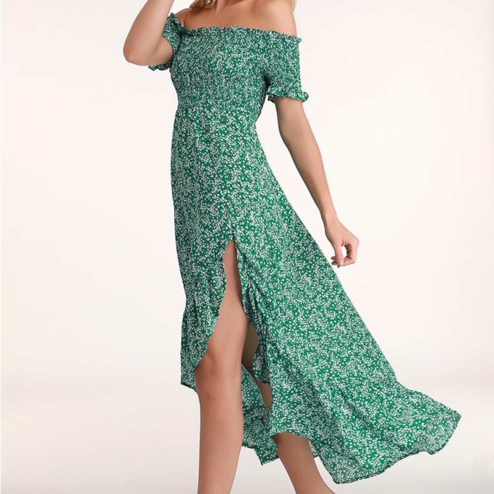 Lulu’s green floral dress